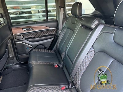 2023 Jeep Grand Cherokee Summit