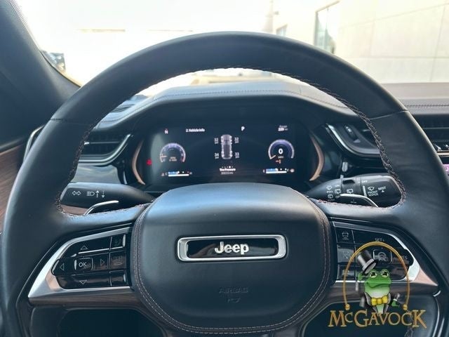 2023 Jeep Grand Cherokee Summit