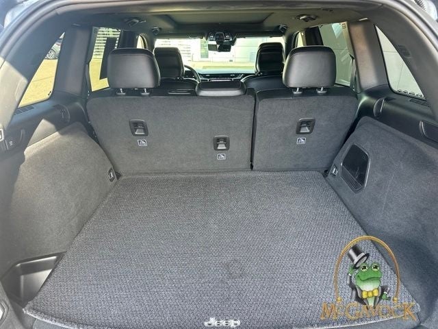 2023 Jeep Grand Cherokee Summit