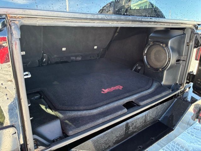 2012 Jeep Wrangler Unlimited Sahara Altitude