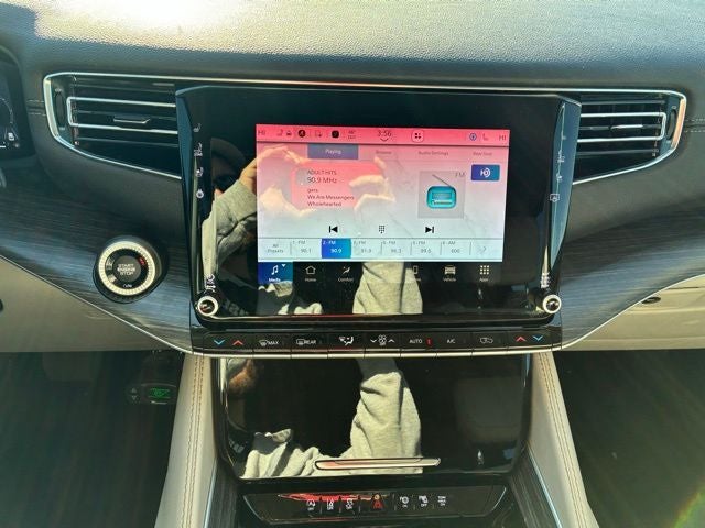 2023 Jeep Wagoneer L Series II