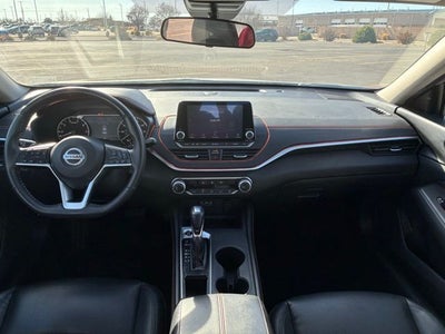 2022 Nissan Altima 2.5 SR