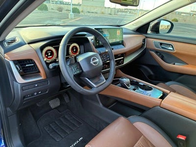 2025 Nissan Rogue Platinum