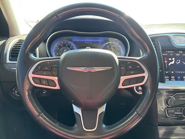 2021 Chrysler 300 Touring