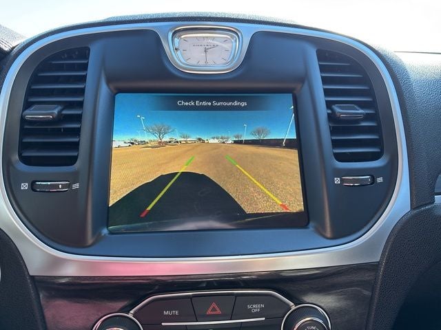 2021 Chrysler 300 Touring