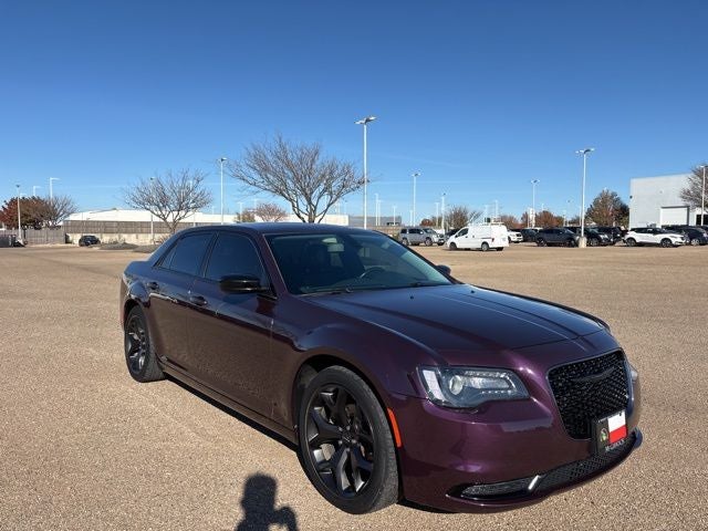 2021 Chrysler 300 Touring