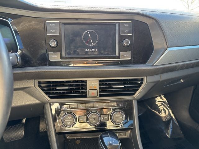 2022 Volkswagen Jetta 1.5T SE