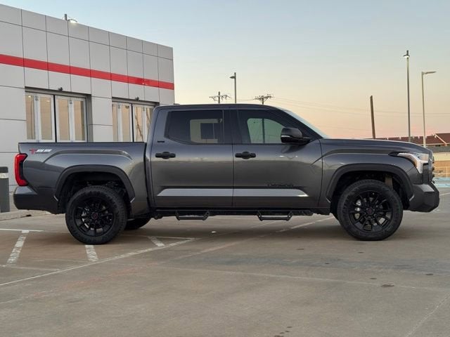 2023 Toyota Tundra 4WD SR5