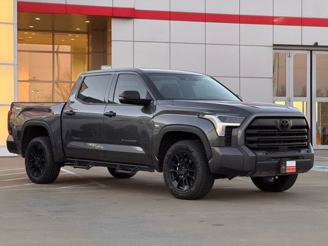 2023 Toyota Tundra 4WD SR5