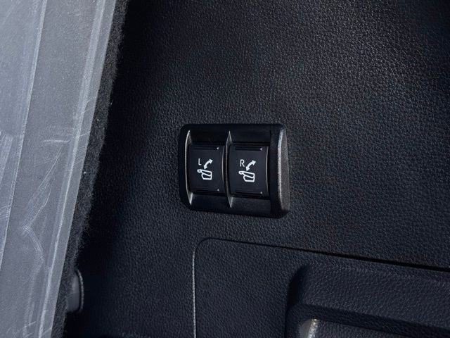 2025 Toyota Sequoia SR5